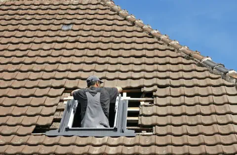 Pose de velux - Neuville-Saint-Rémy